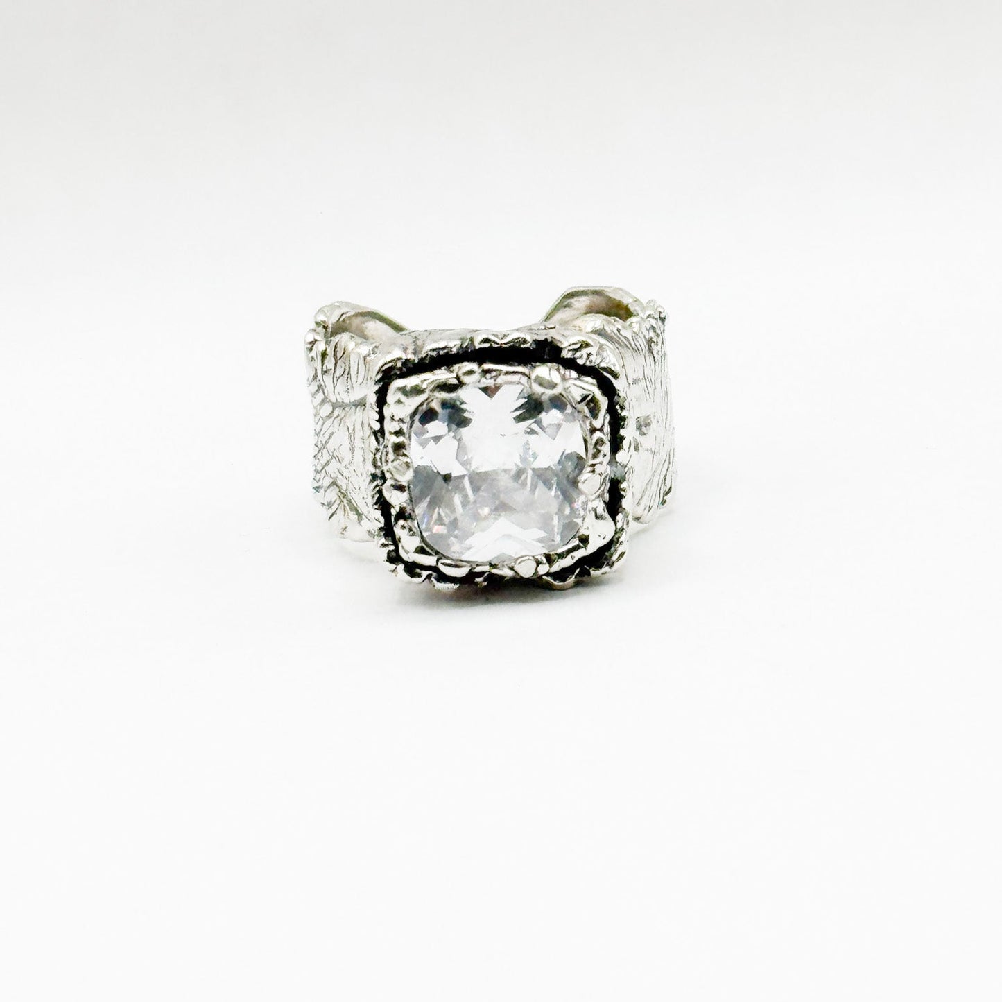 RING EARTH COLLECTION DESIGN 126