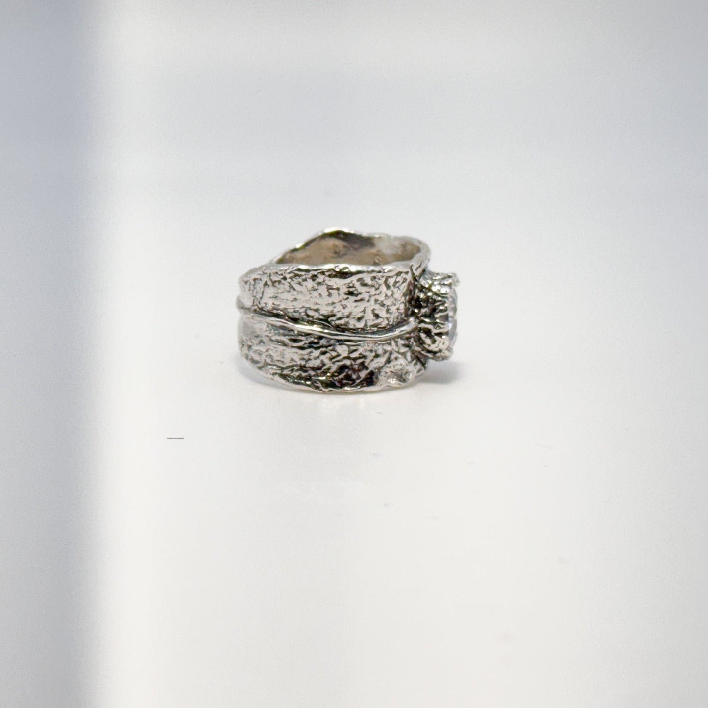 RING ROMAN COLLECTION DESIGN 230