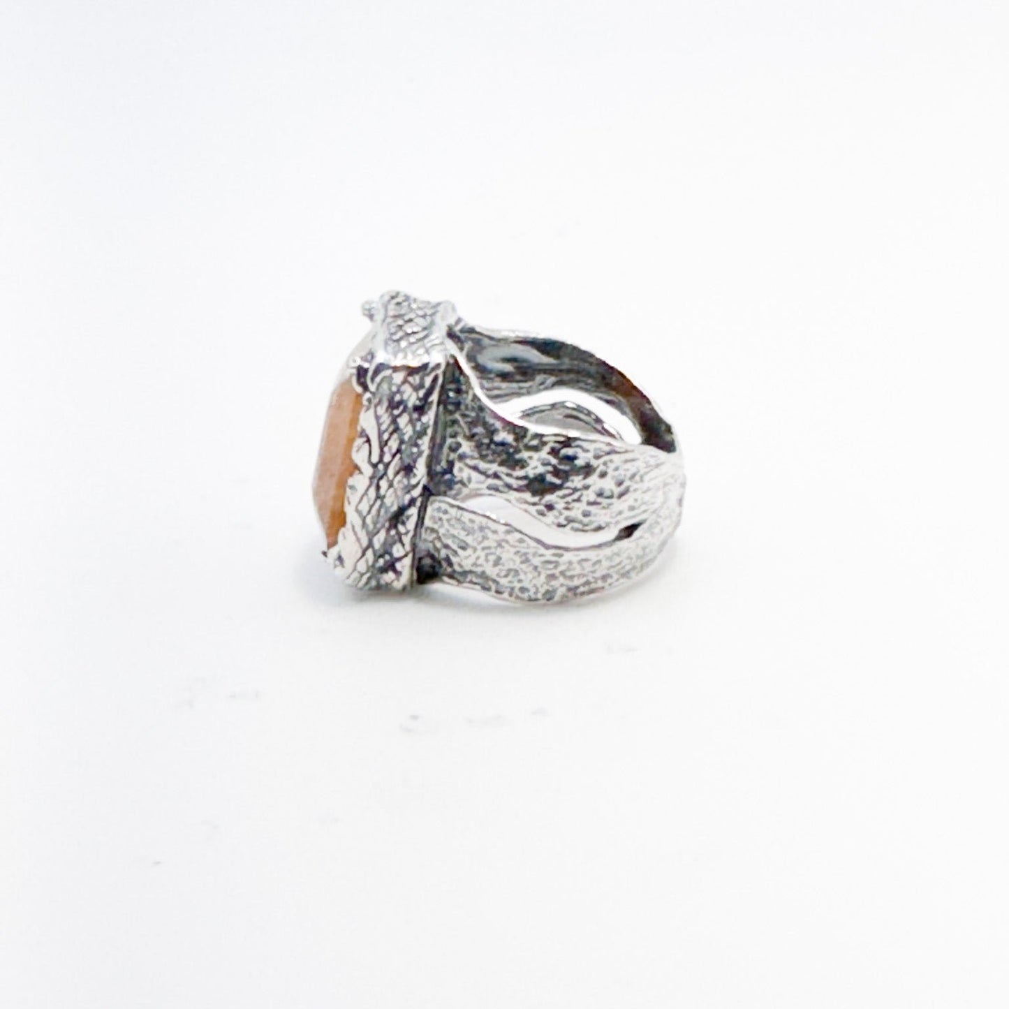 RING ROMAN COLLECTION DESIGN 240