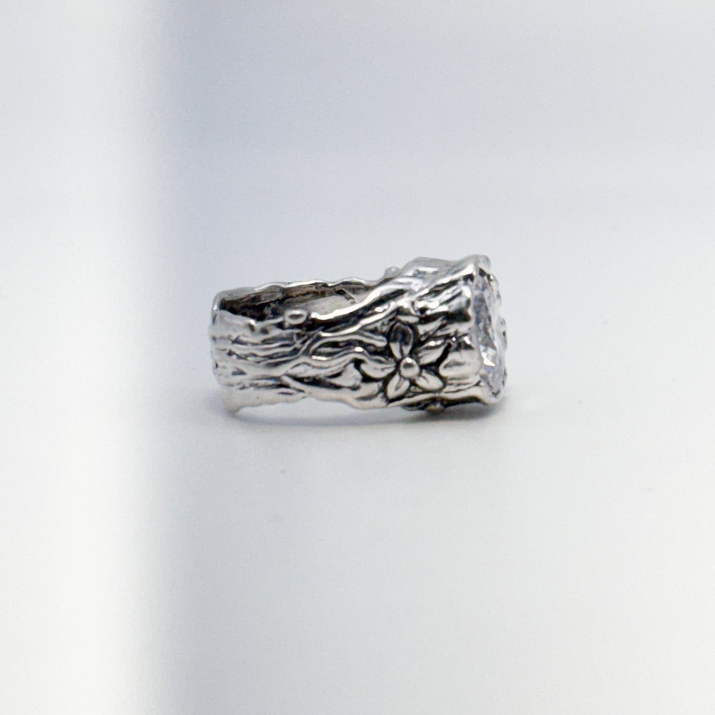 RING EARTH COLLECTION DESIGN 102