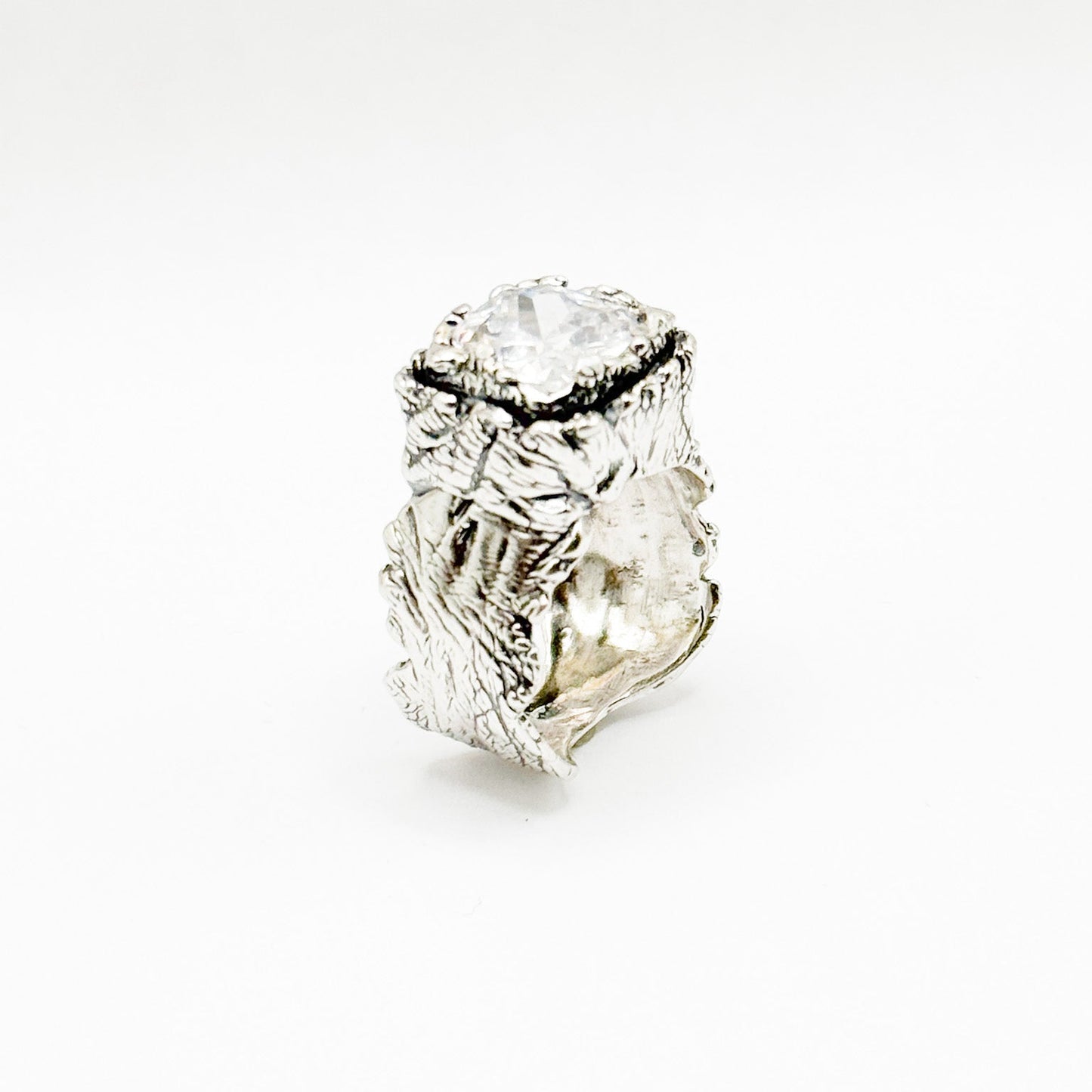 RING EARTH COLLECTION DESIGN 126
