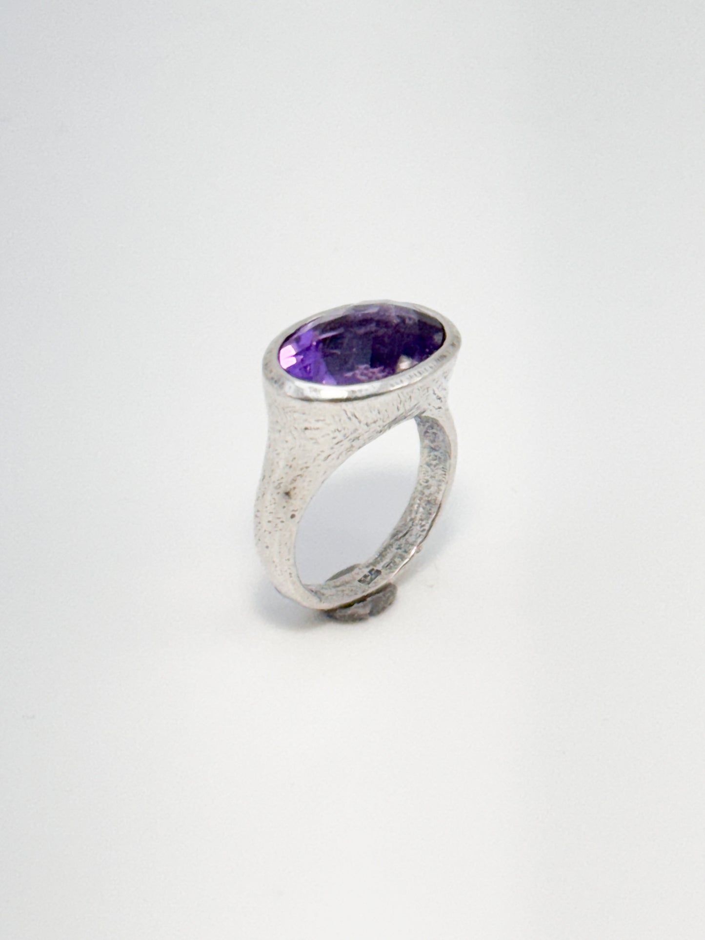 RING CONTEMPORARY COLLECTION DESIGN 142