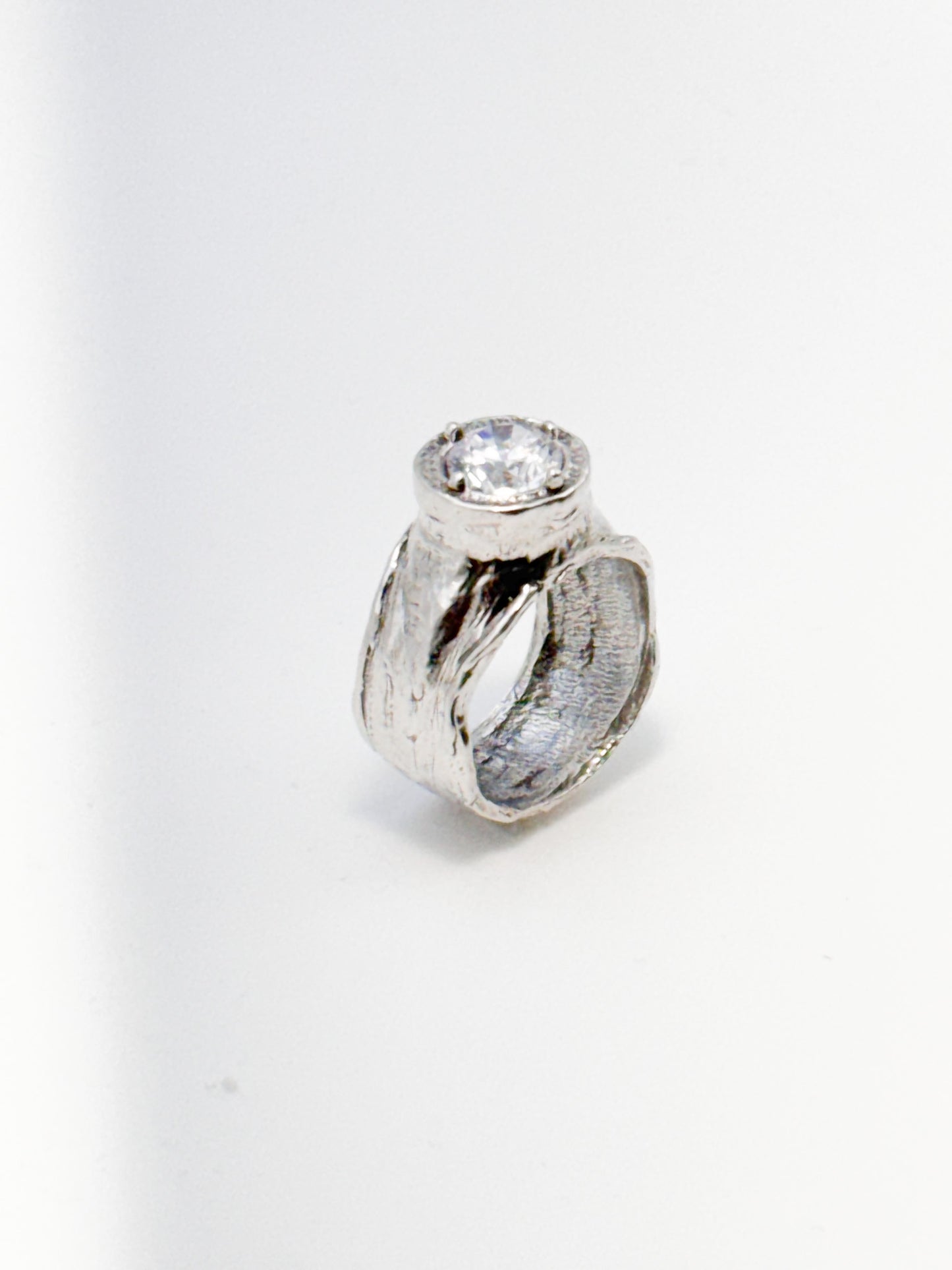 RING CONTEMPORARY COLLECTION DESIGN 166