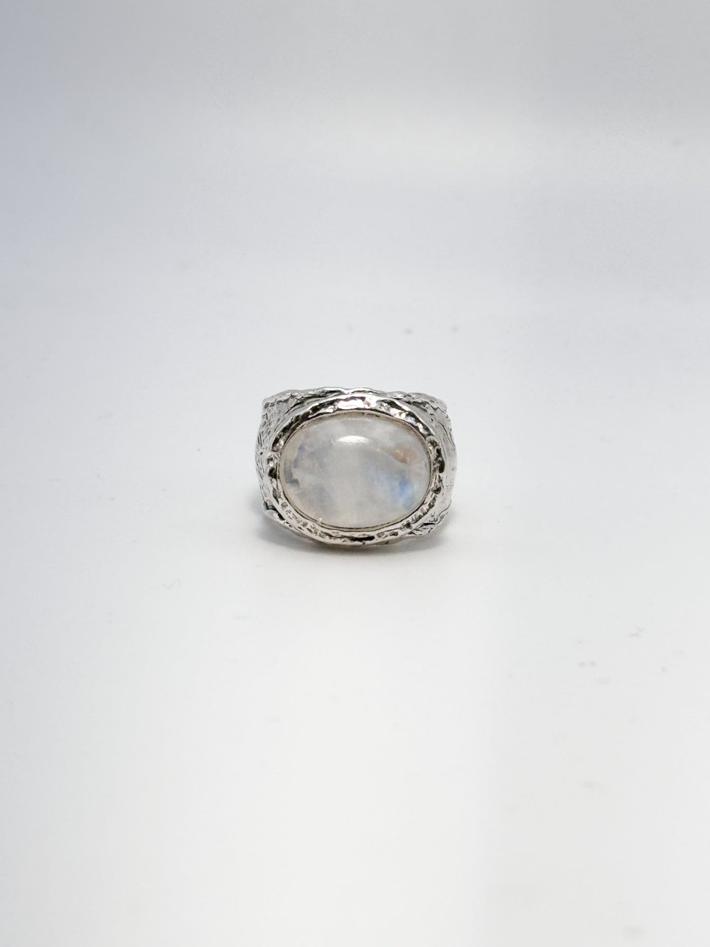 RING CONTEMPORARY COLLECTION DESIGN 180