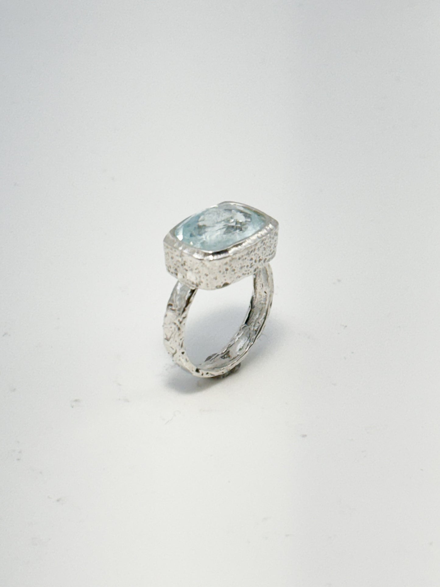 RING CONTEMPORARY COLLECTION DESIGN 204