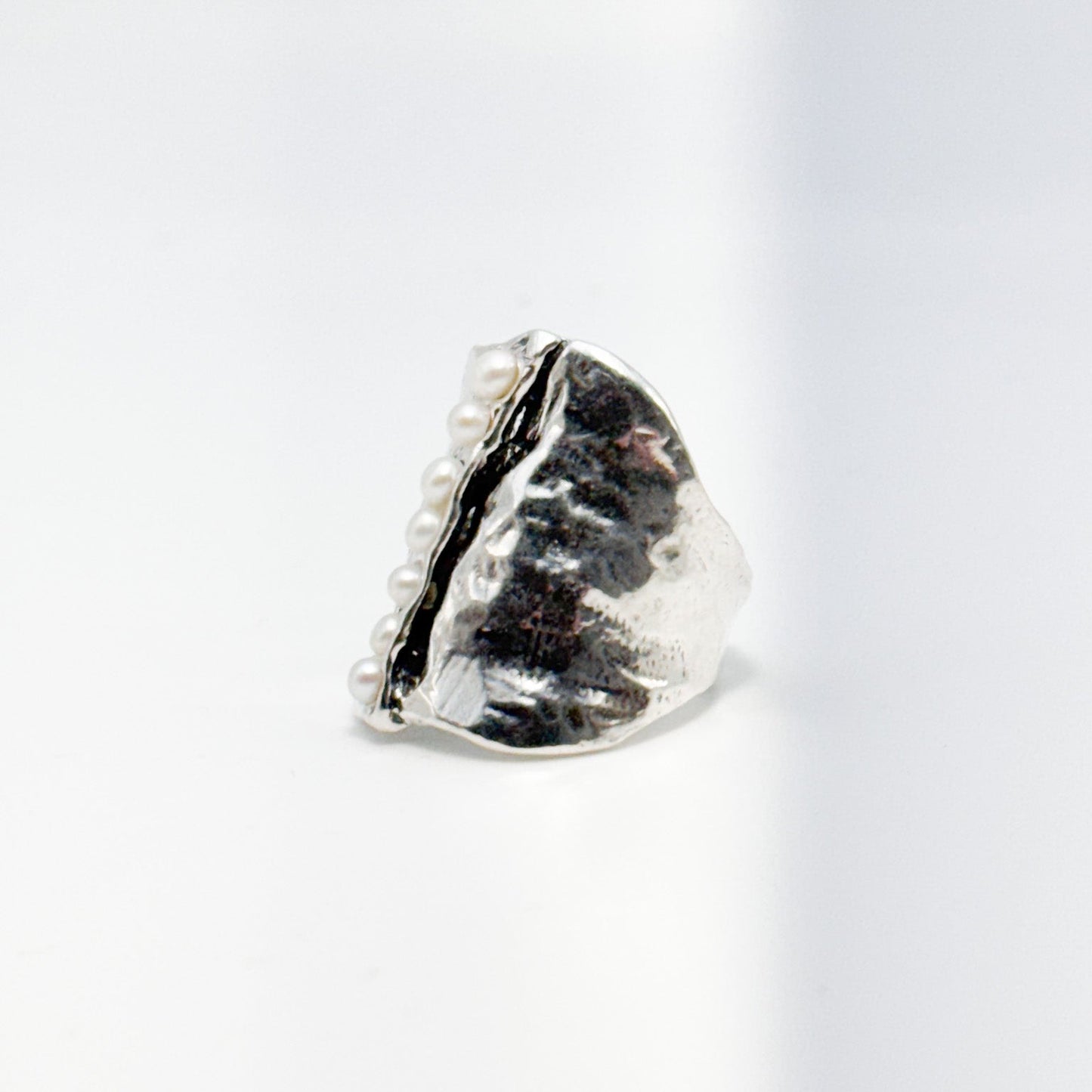 RING CONTEMPORARY COLLECTION DESIGN 205