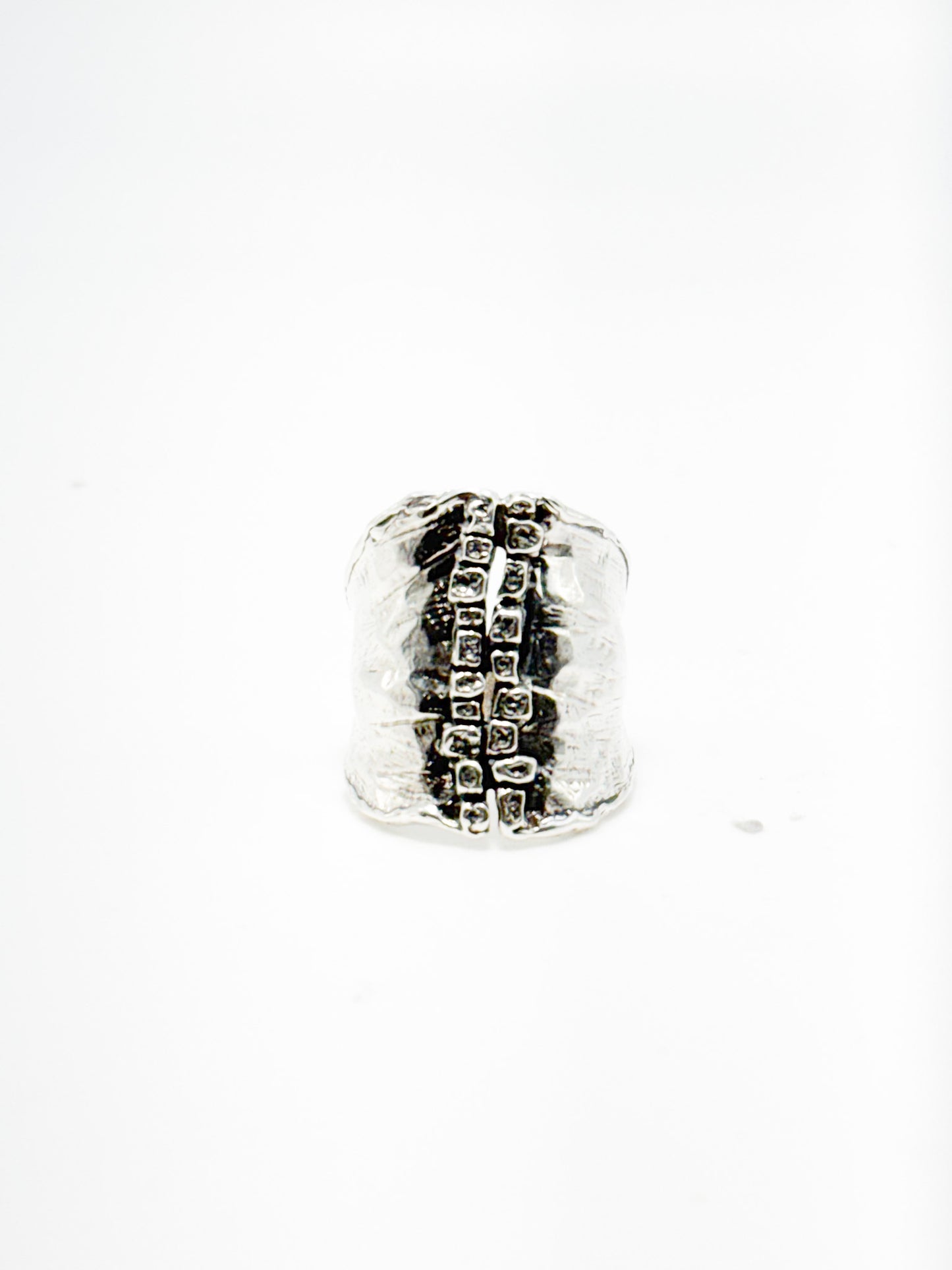 RING ROMAN COLLECTION DESIGN 206