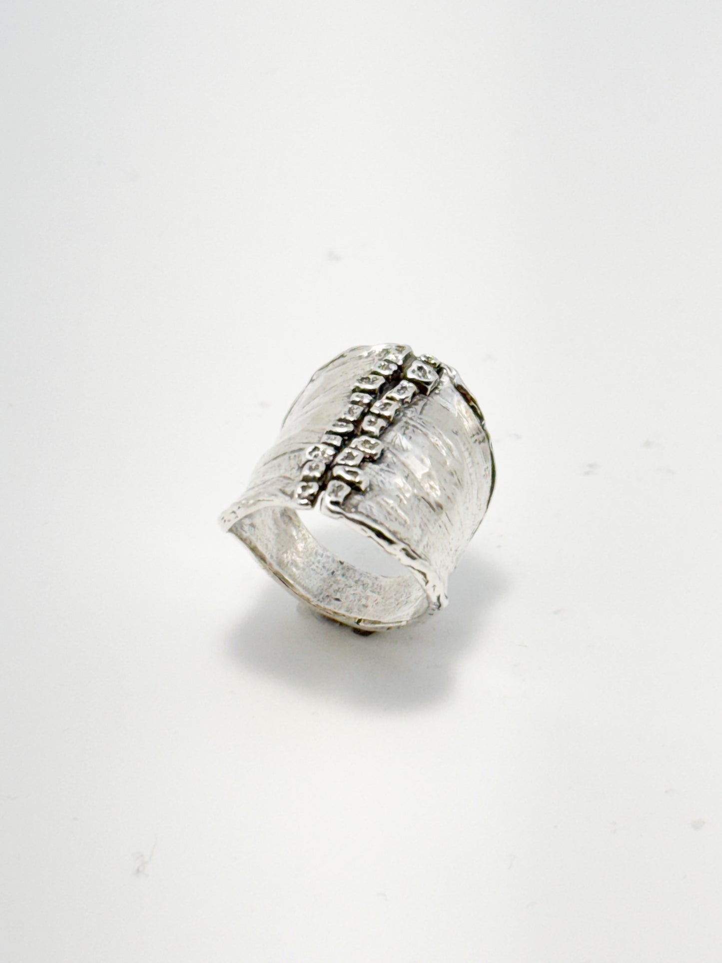 RING ROMAN COLLECTION DESIGN 206