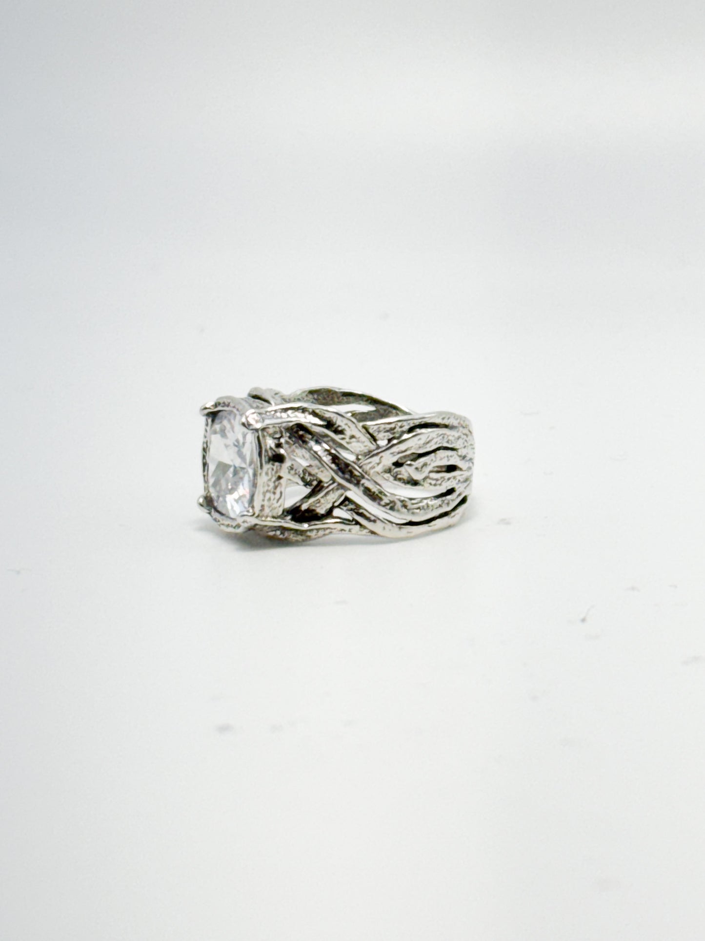 RING CONTEMPORARY COLLECTION DESIGN 217