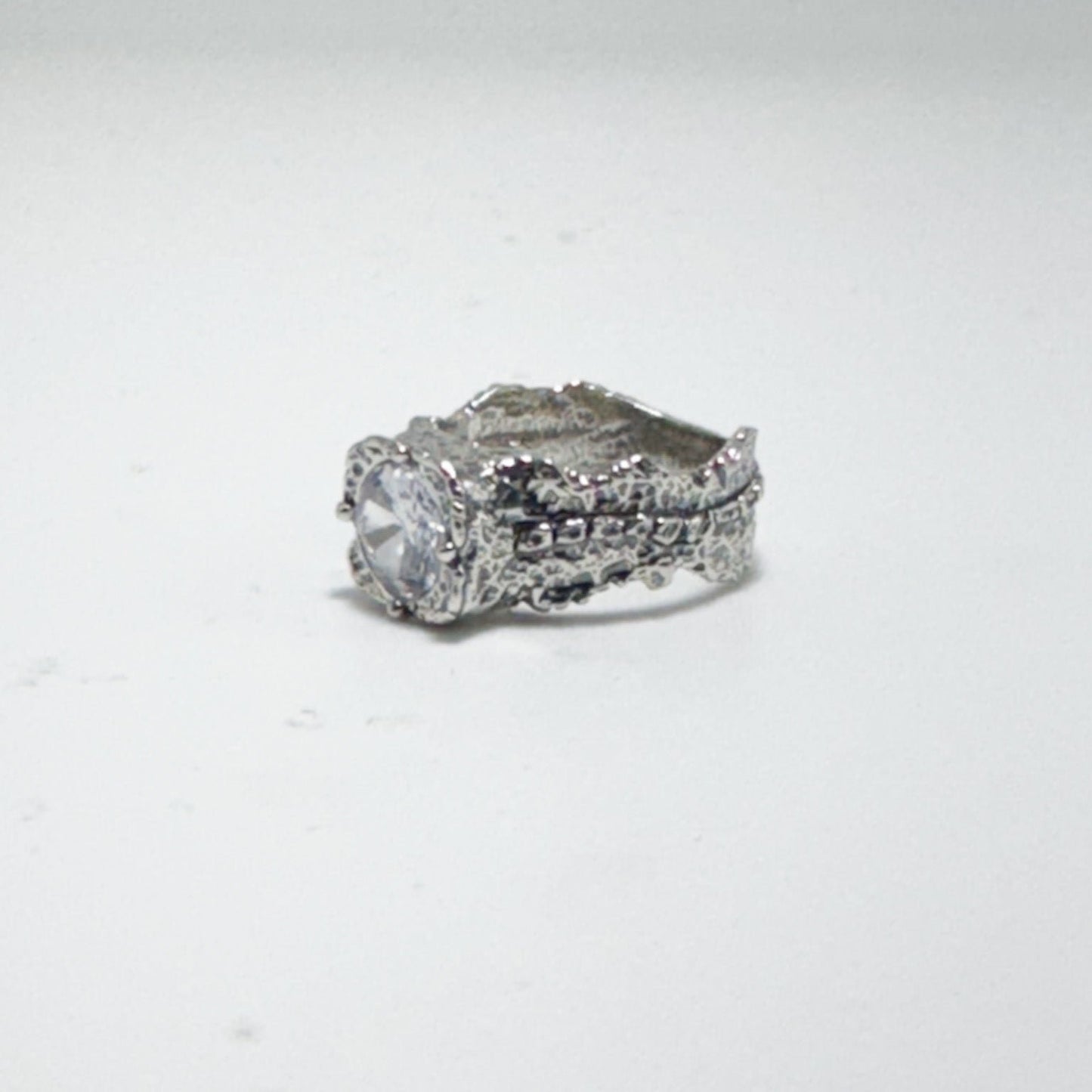 RING ROMAN COLLECTION DESIGN 227