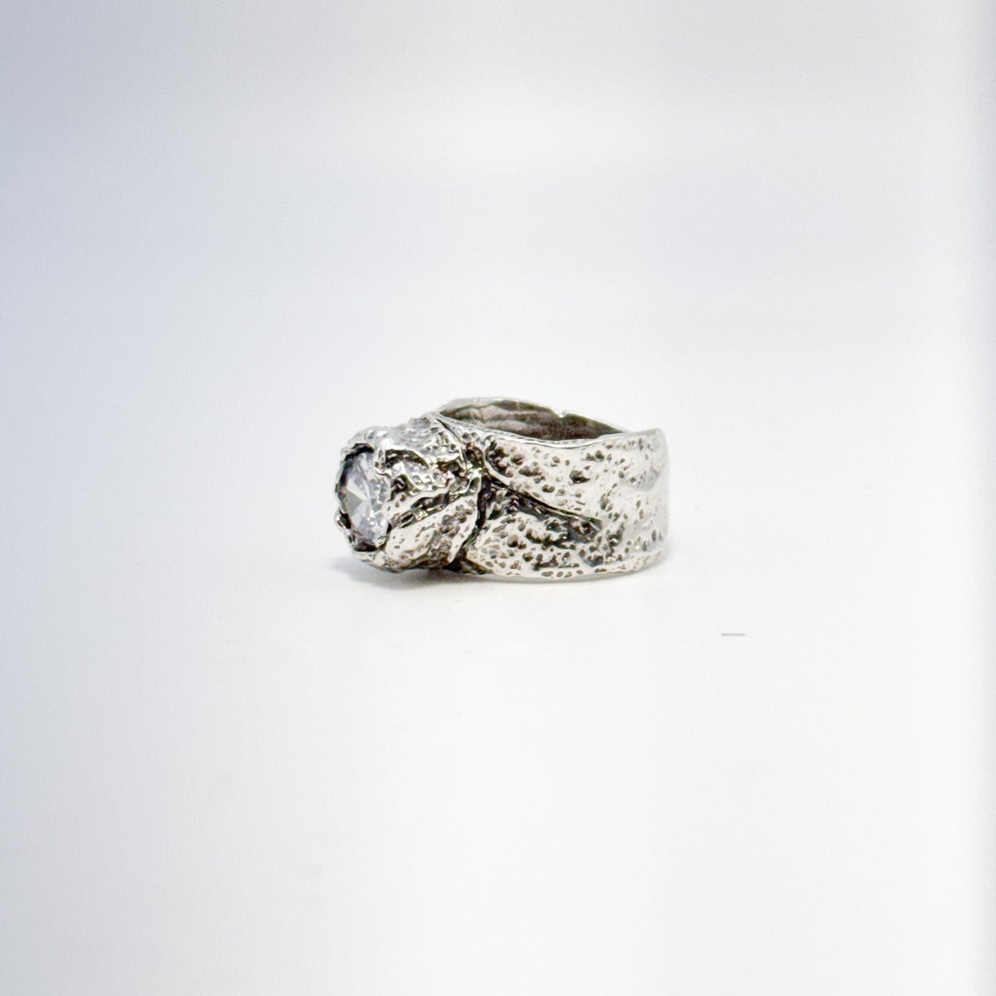 RING ROMAN COLLECTION DESIGN 229