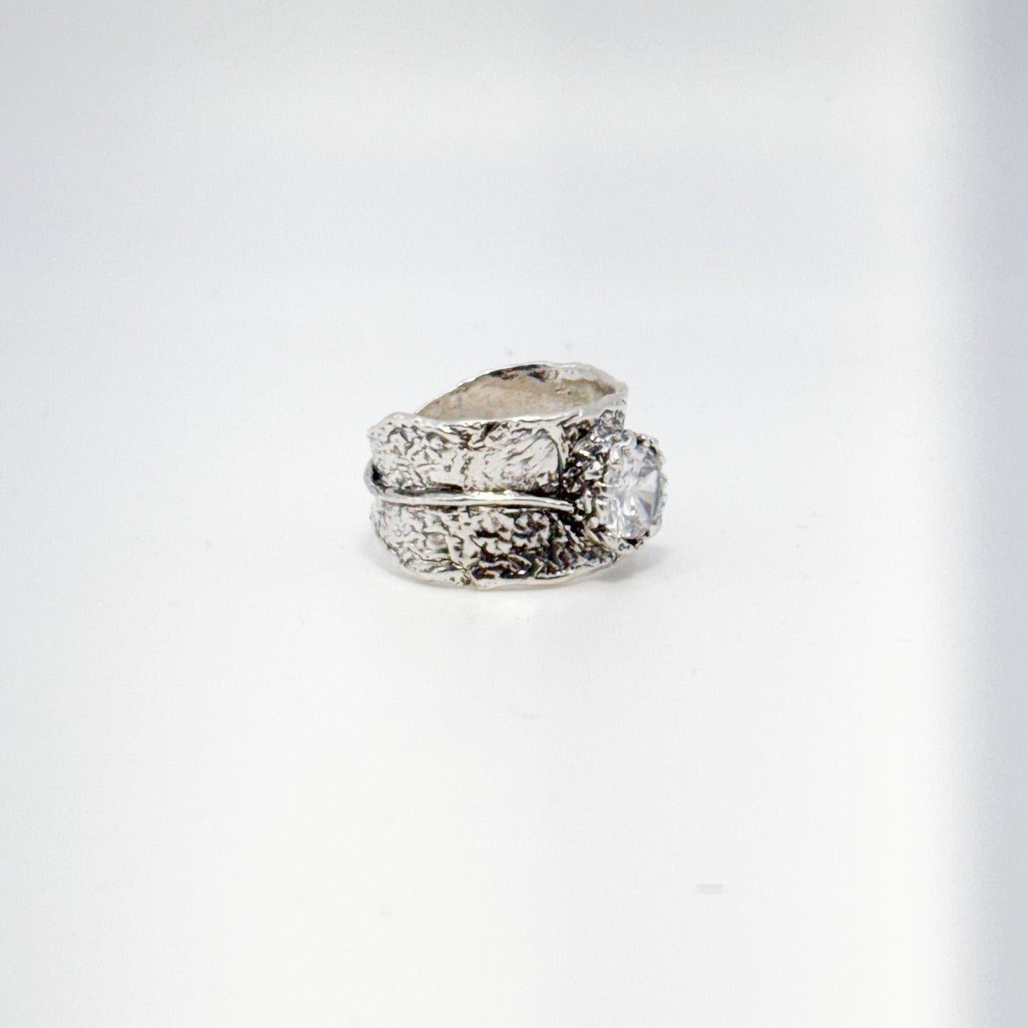 RING ROMAN COLLECTION DESIGN 230
