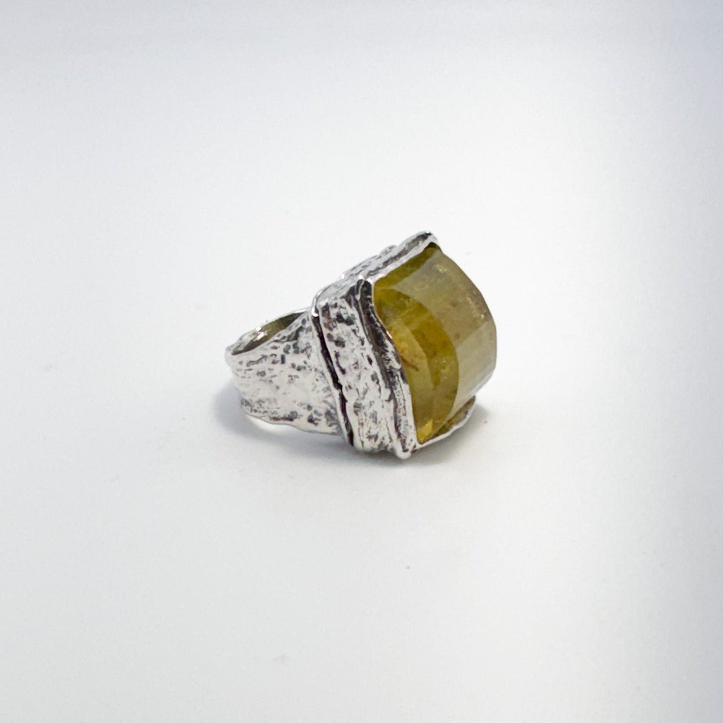 RING ROMAN COLLECTION DESIGN 243