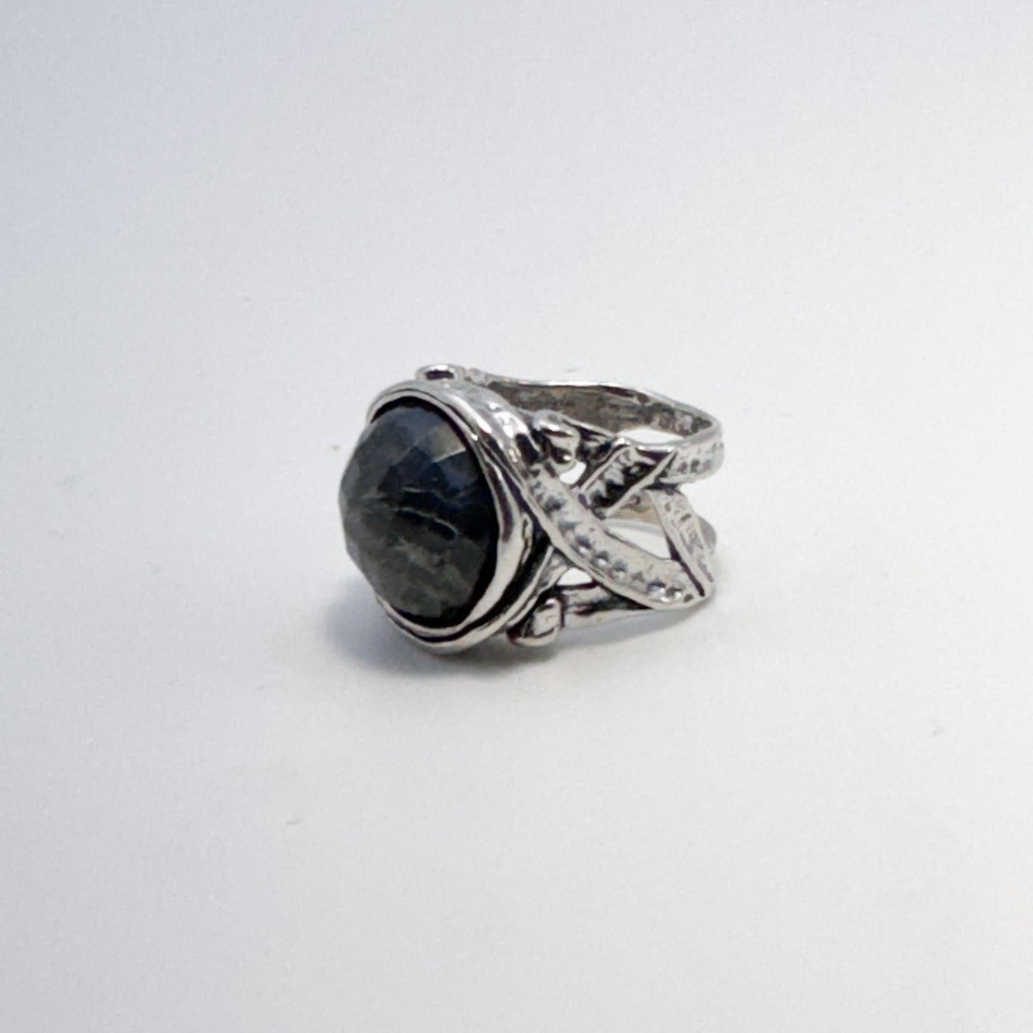 RING ROMAN COLLECTION DESIGN 250