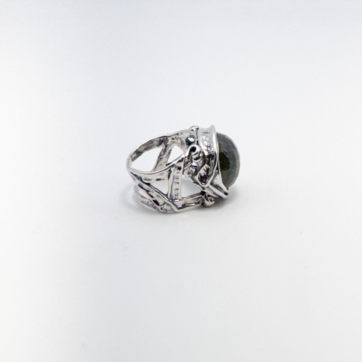 RING ROMAN COLLECTION DESIGN 250