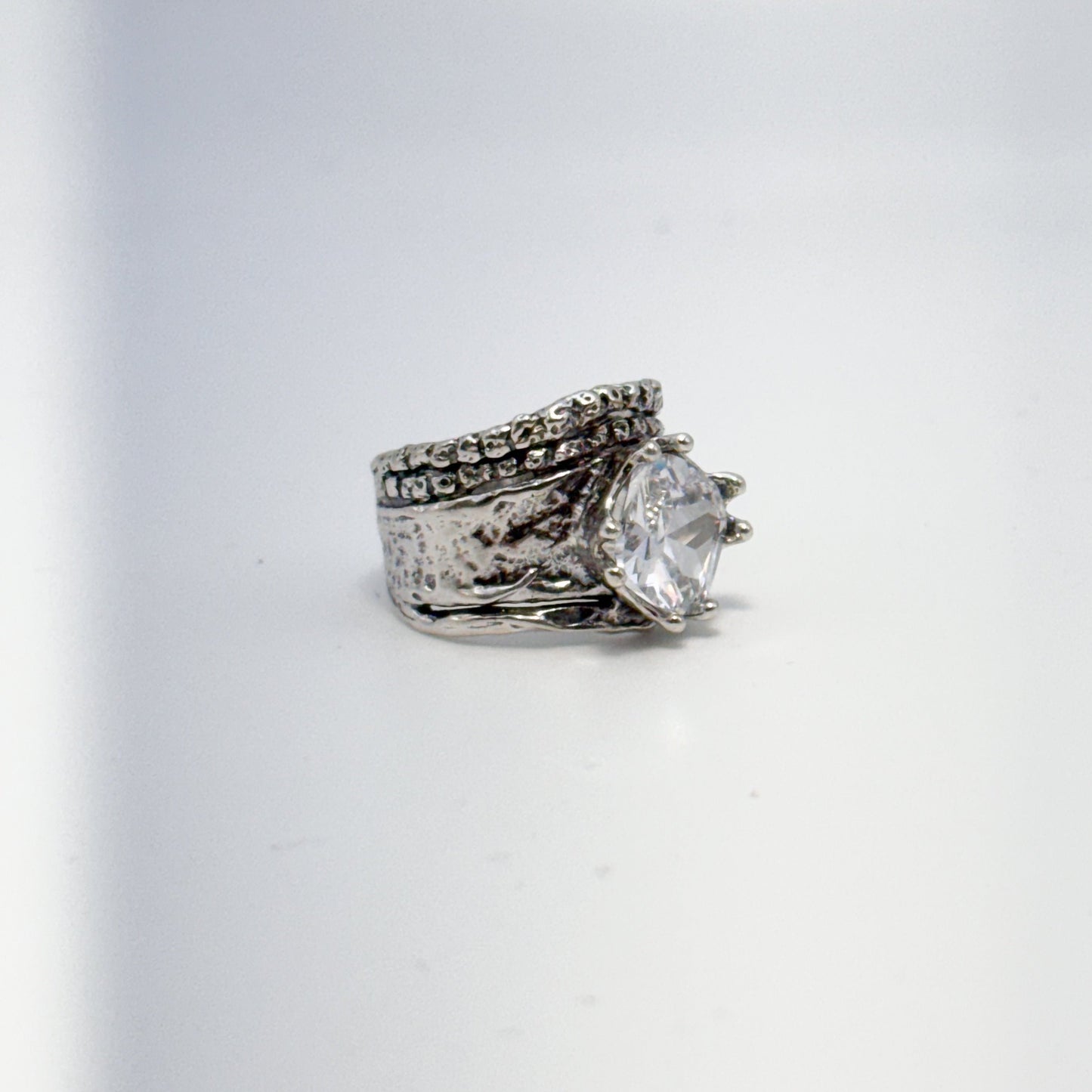 RING ROMAN COLLECTION DESIGN 260