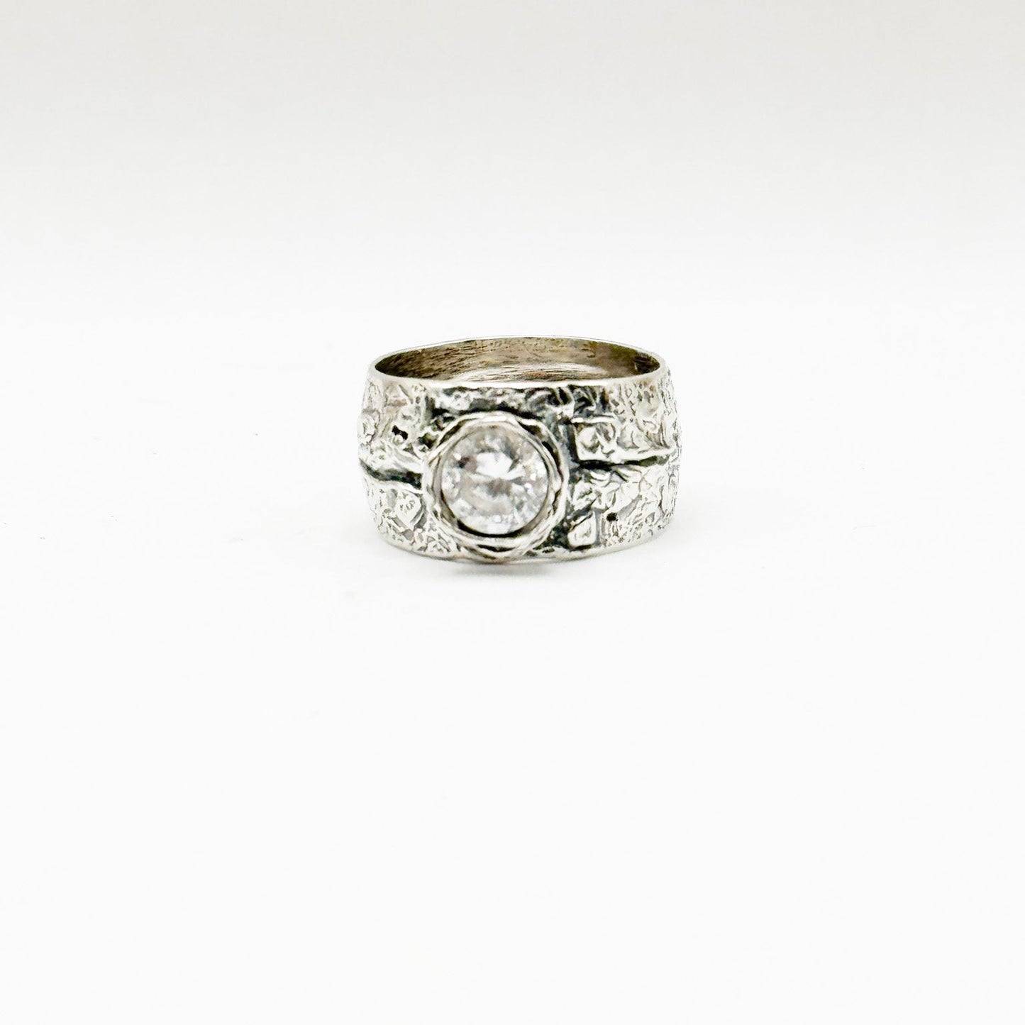 RING ROMAN COLLECTION DESIGN 272