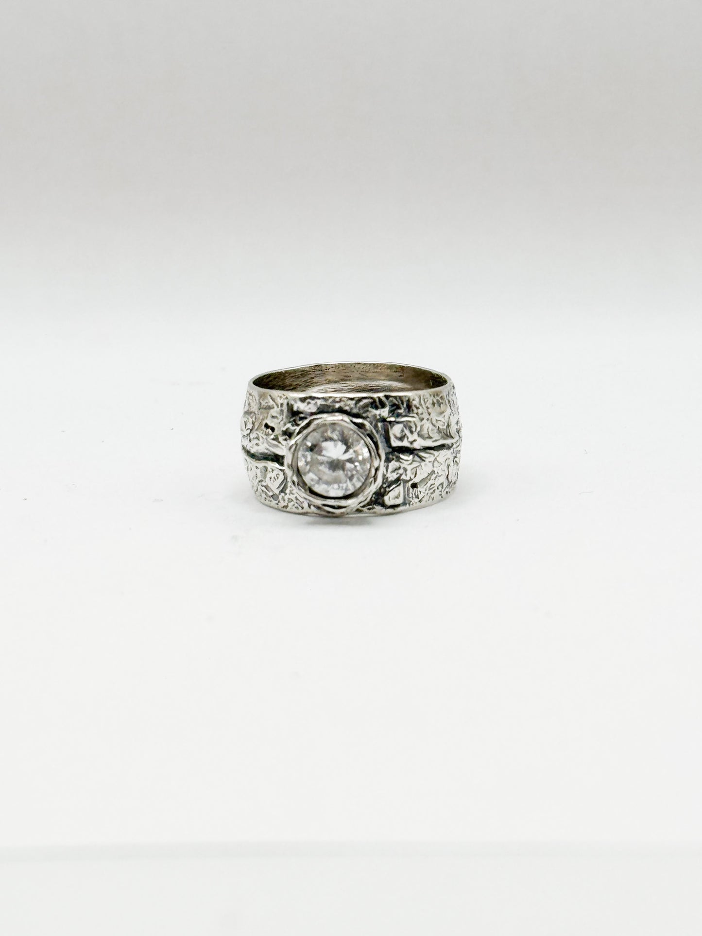 RING ROMAN COLLECTION DESIGN 272