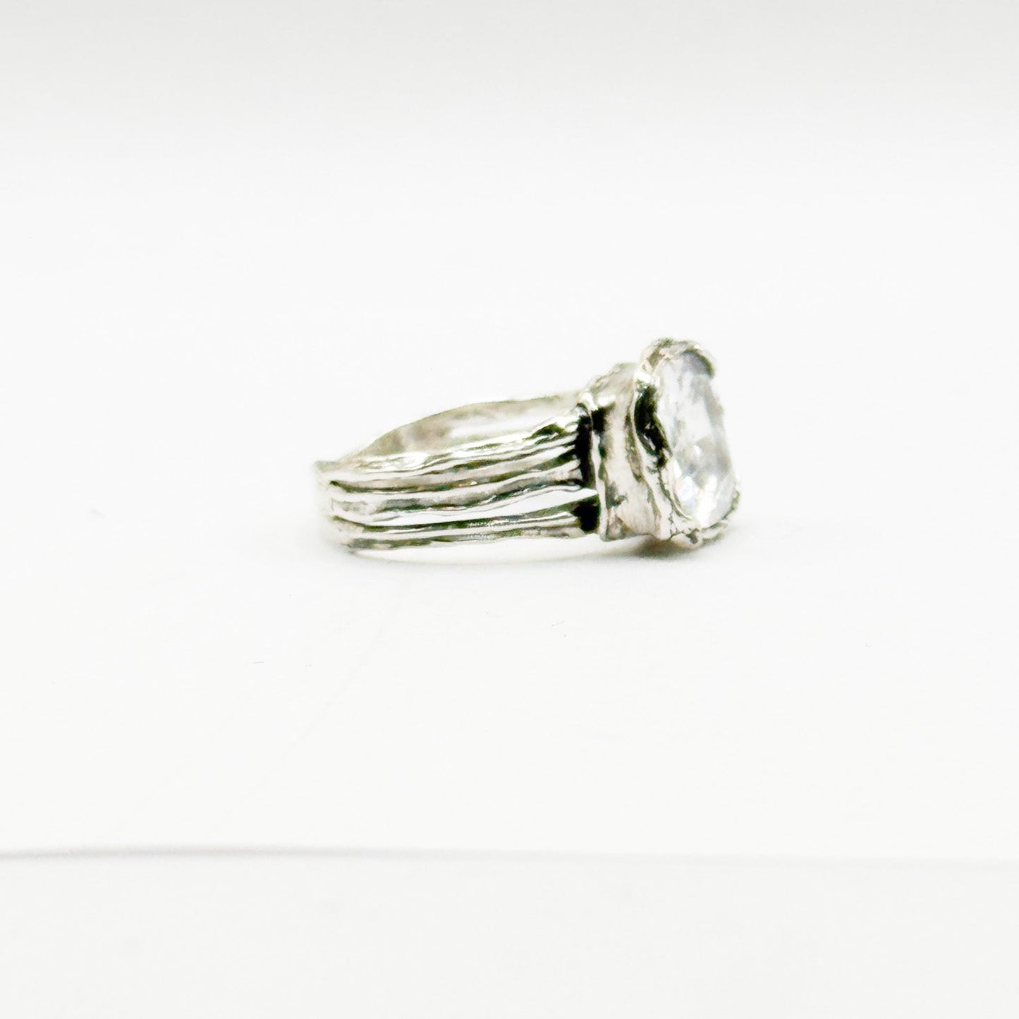RING ROMAN COLLECTION DESIGN 357