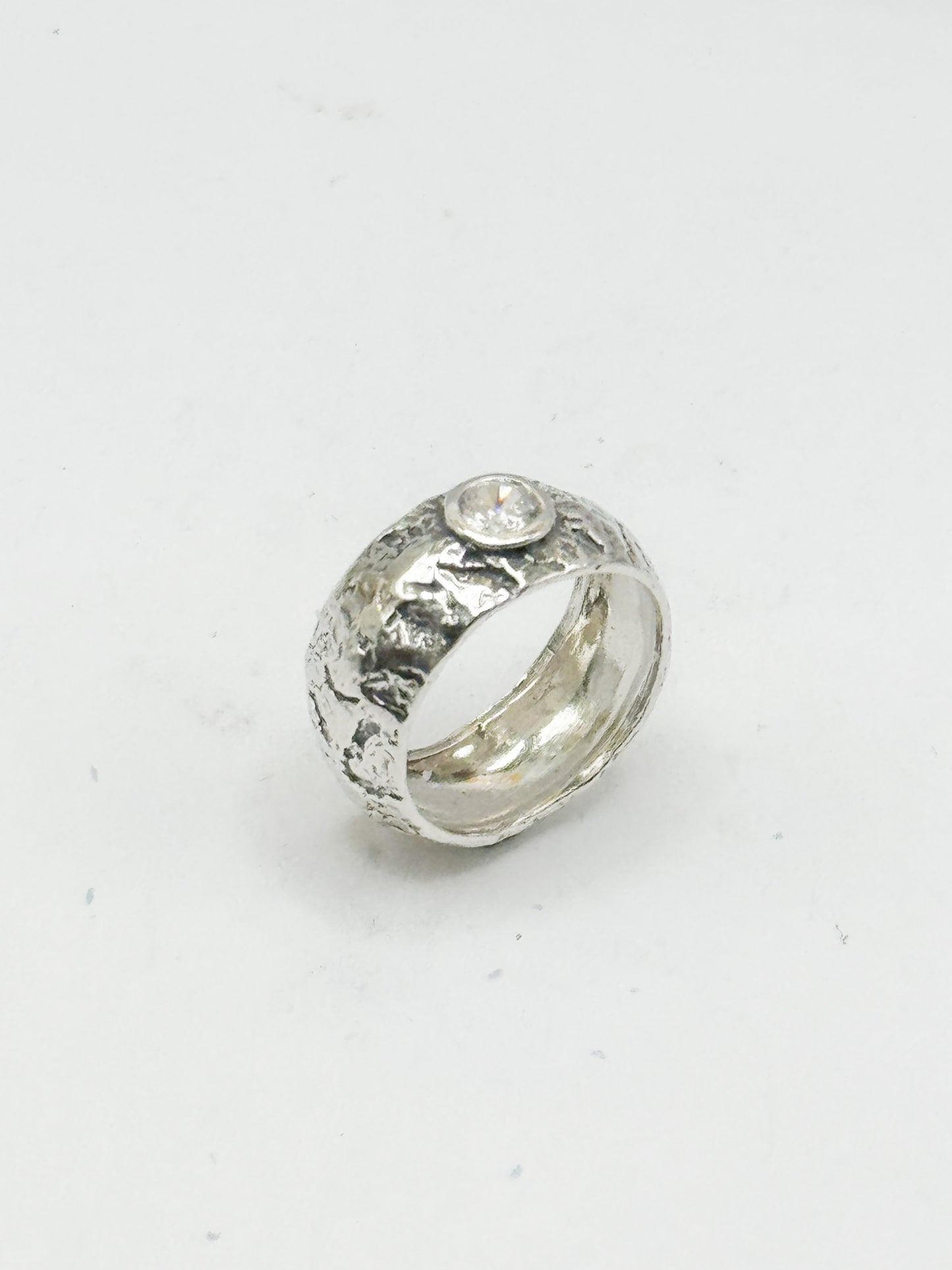 RING CONTEMPORARY COLLECTION DESIGN 425